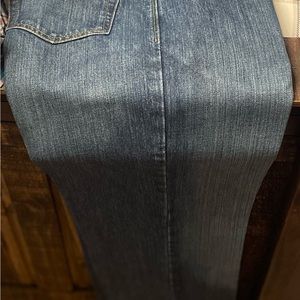 32x34 Cinch white label.